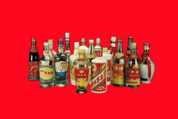 邯郸回收十八老酒.jpg